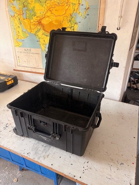 PELI 1610 CASE €150, Ophalen, Zo goed als nieuw, Info@laaiin.nl, Laaiin