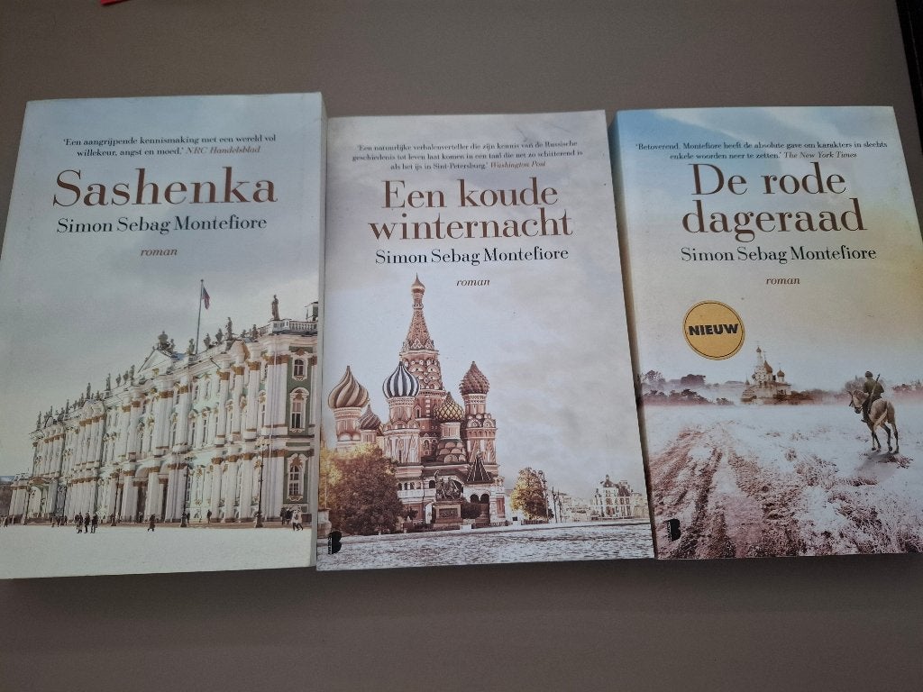 3x Simon Sebag Montefiore o.a: koude winternacht + Sashenka, Boeken, Ophalen of Verzenden, Gelezen, Simon Sebag Montefiore, Europa overig