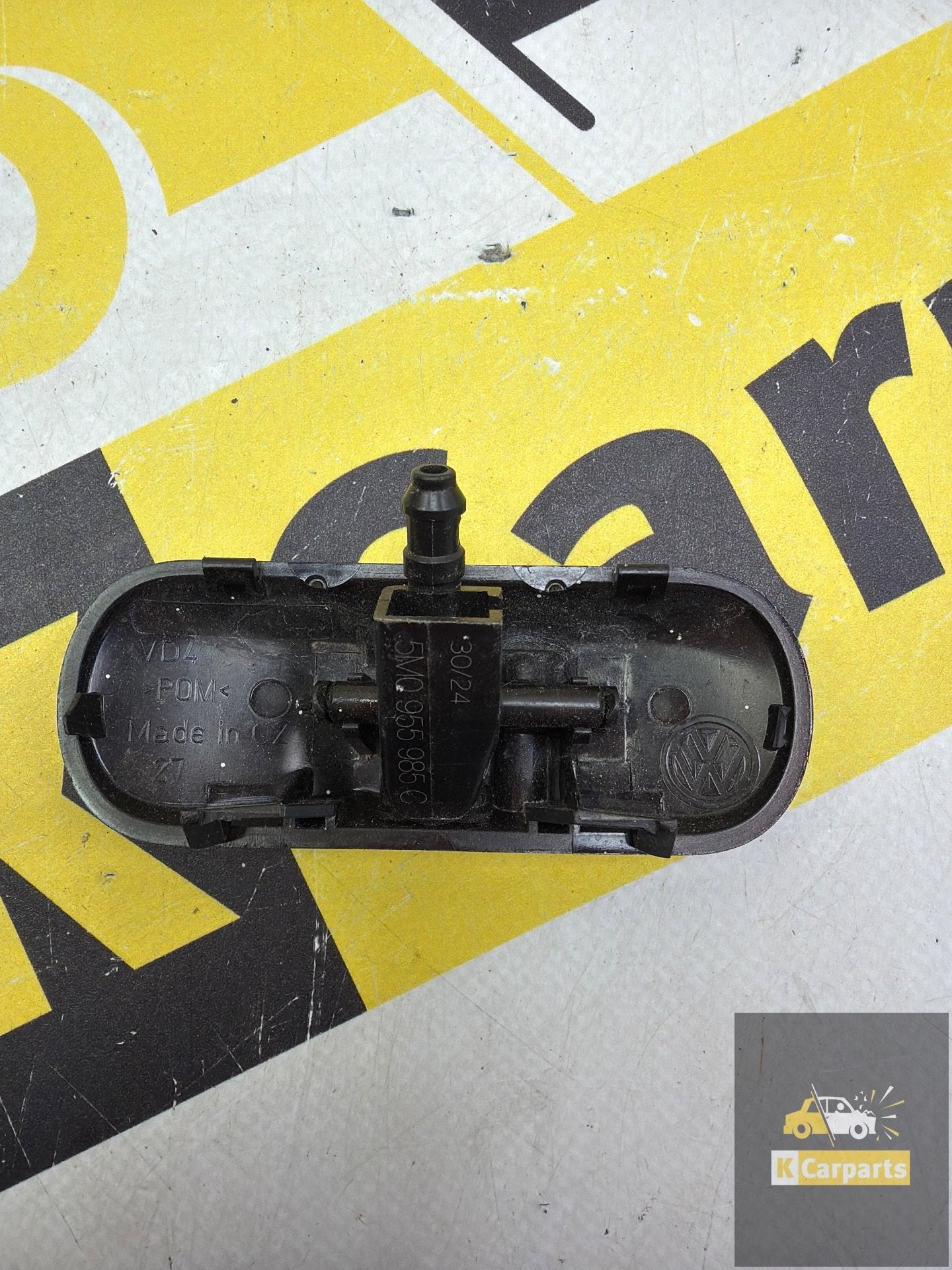 Ruitensproeier voor 5M0955985C, Gebruikt, Volkswagen, Volkswagen AG, Berliner Ring 2
38440  Wolfsburg, DE