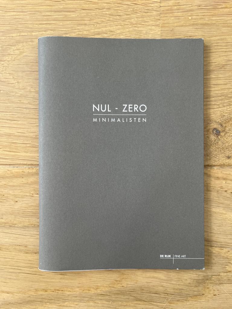 Nul Zero Minimalisten catalogus, Ophalen of Verzenden, Zo goed als nieuw
