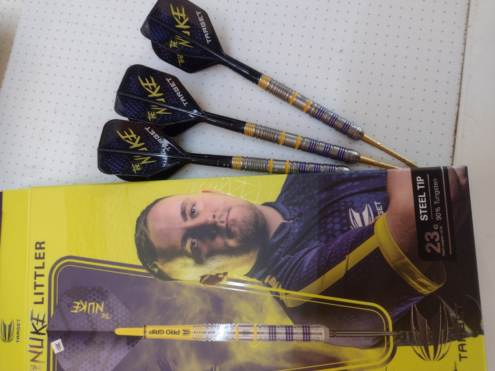 Luke Littler Loadout 23 gram darts met Storm Surge points, Ophalen, Zo goed als nieuw, Pijlen