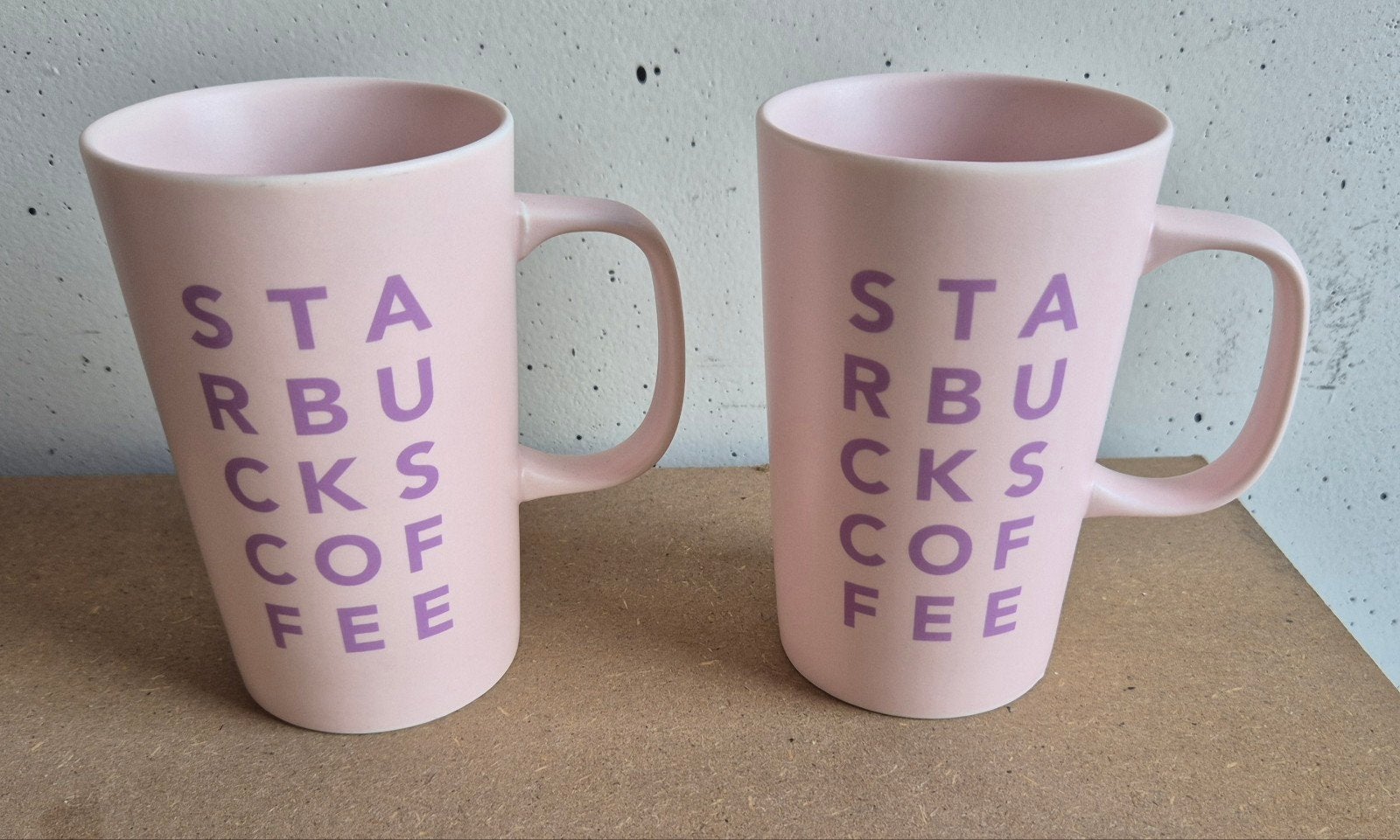 2 Starbucks bekers, Ophalen of Verzenden, Zo goed als nieuw, Aardewerk