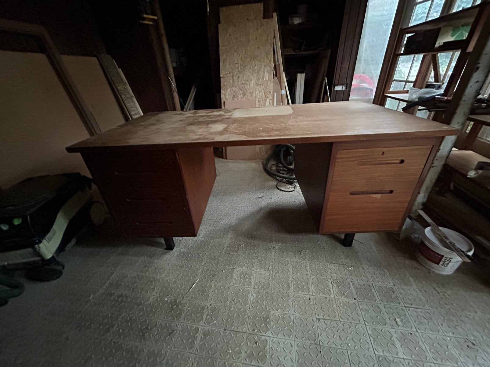 Goede kwaliteit bureau, jaren-50, Huis en Inrichting, Bureaus, Demontabel, 160 cm, Gebruikt, Hout