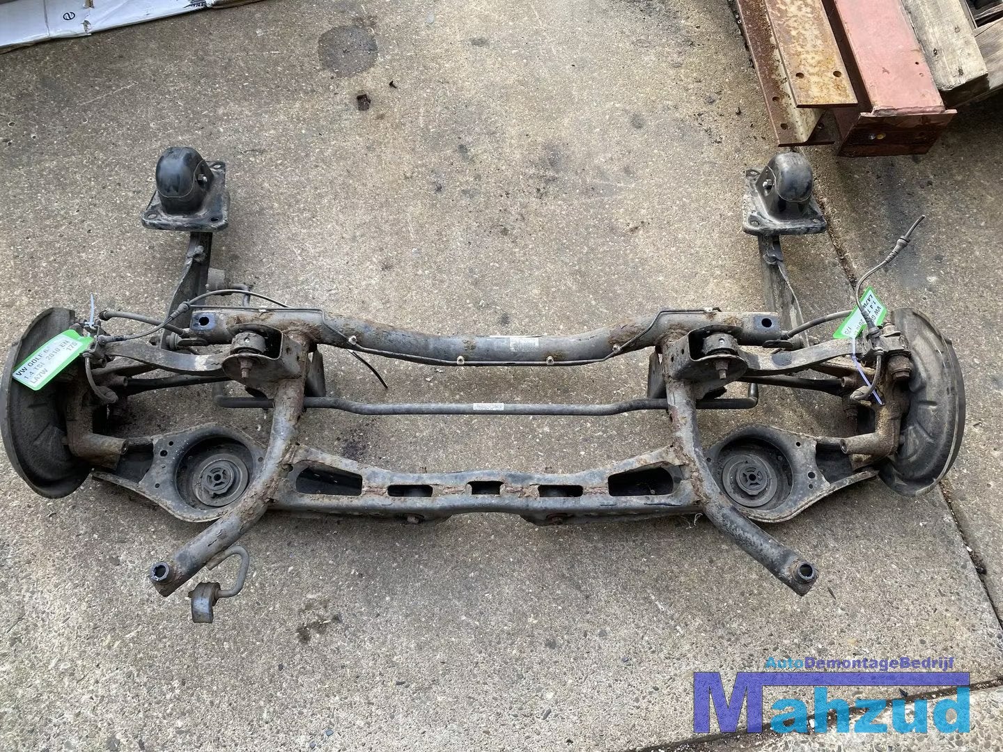 VW GOLF 6 Achteras as compleet 2009-2012, Gebruikt, Volkswagen, Volkswagen AG, Berliner Ring 2
38440  Wolfsburg, DE