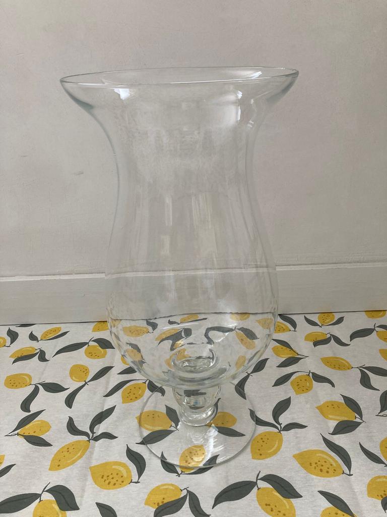 Grote glazen vaas, Ophalen