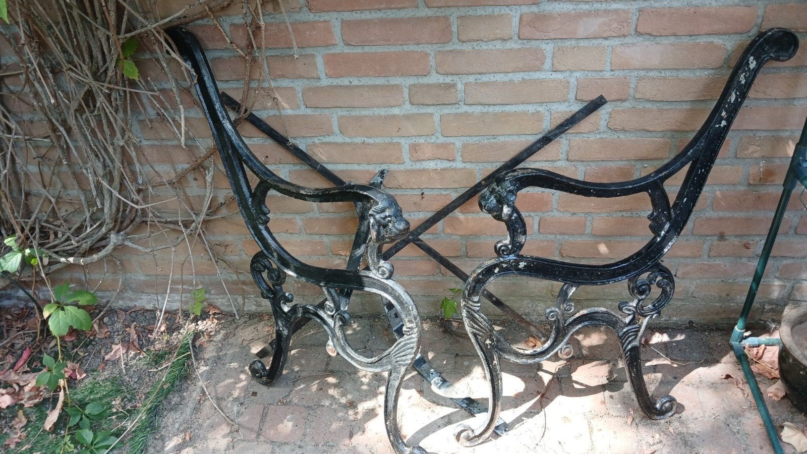 Antieke gietijzeren bankpoten, Antiek en Kunst, Ophalen