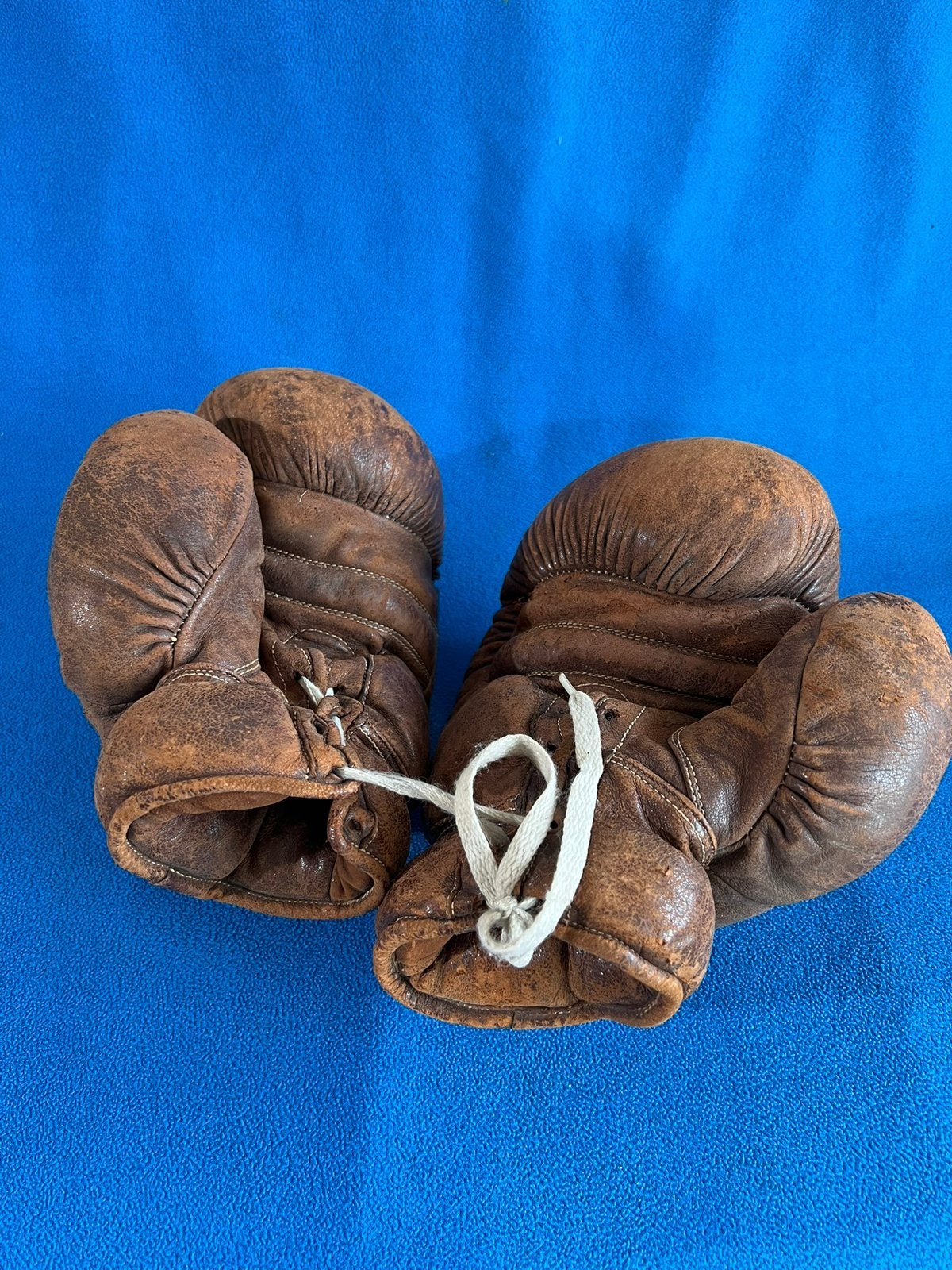 prachtig antiek vintage paar bokshandschoenen, Ophalen of Verzenden, Gebruikt, Bokshandschoenen