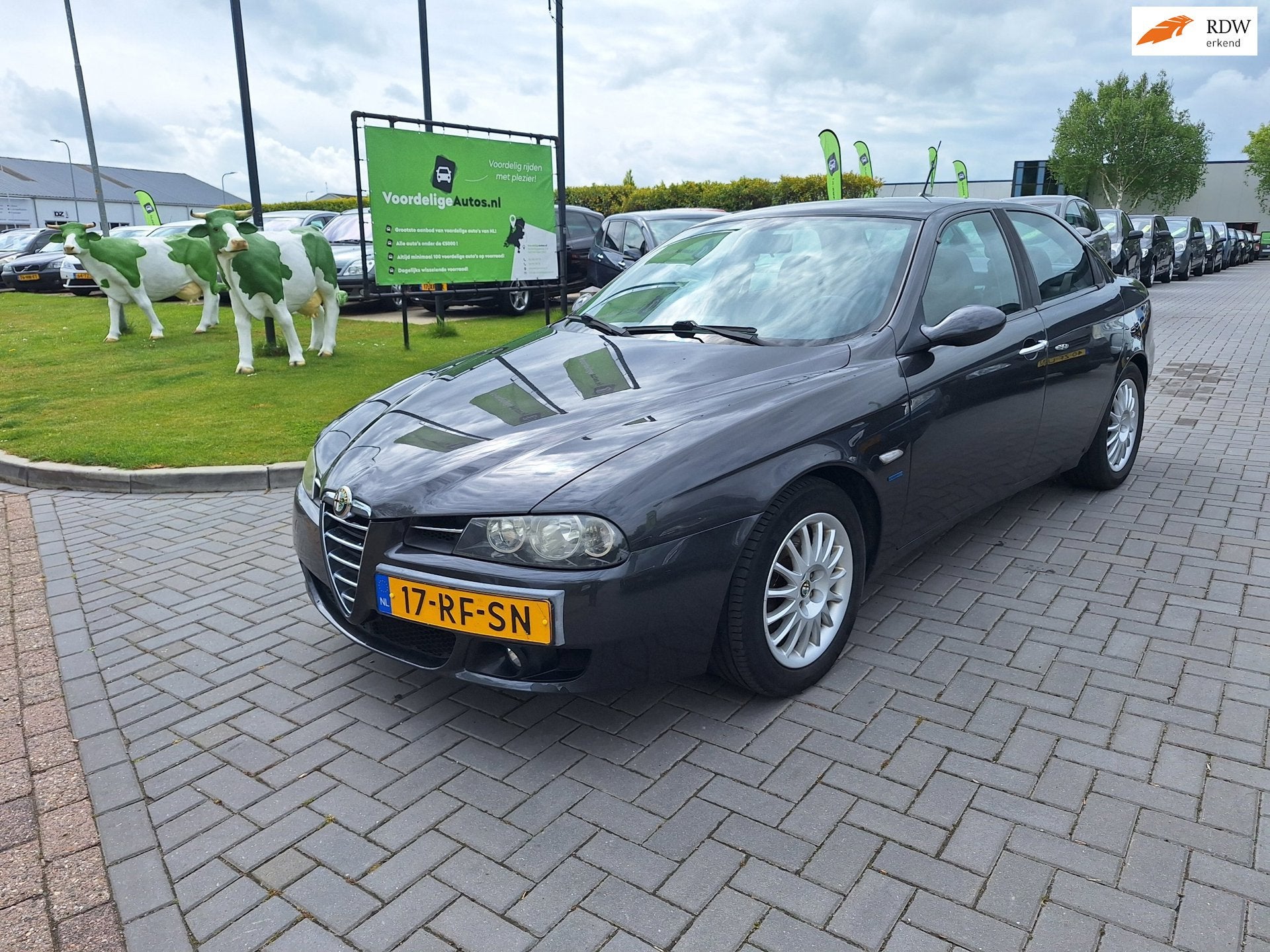 Alfa Romeo 156 1.8 T.Spark Distinctive / Leuke auto / APK ma, Auto's, Voorwielaandrijving, Gebruikt, 4 cilinders, Bedrijf