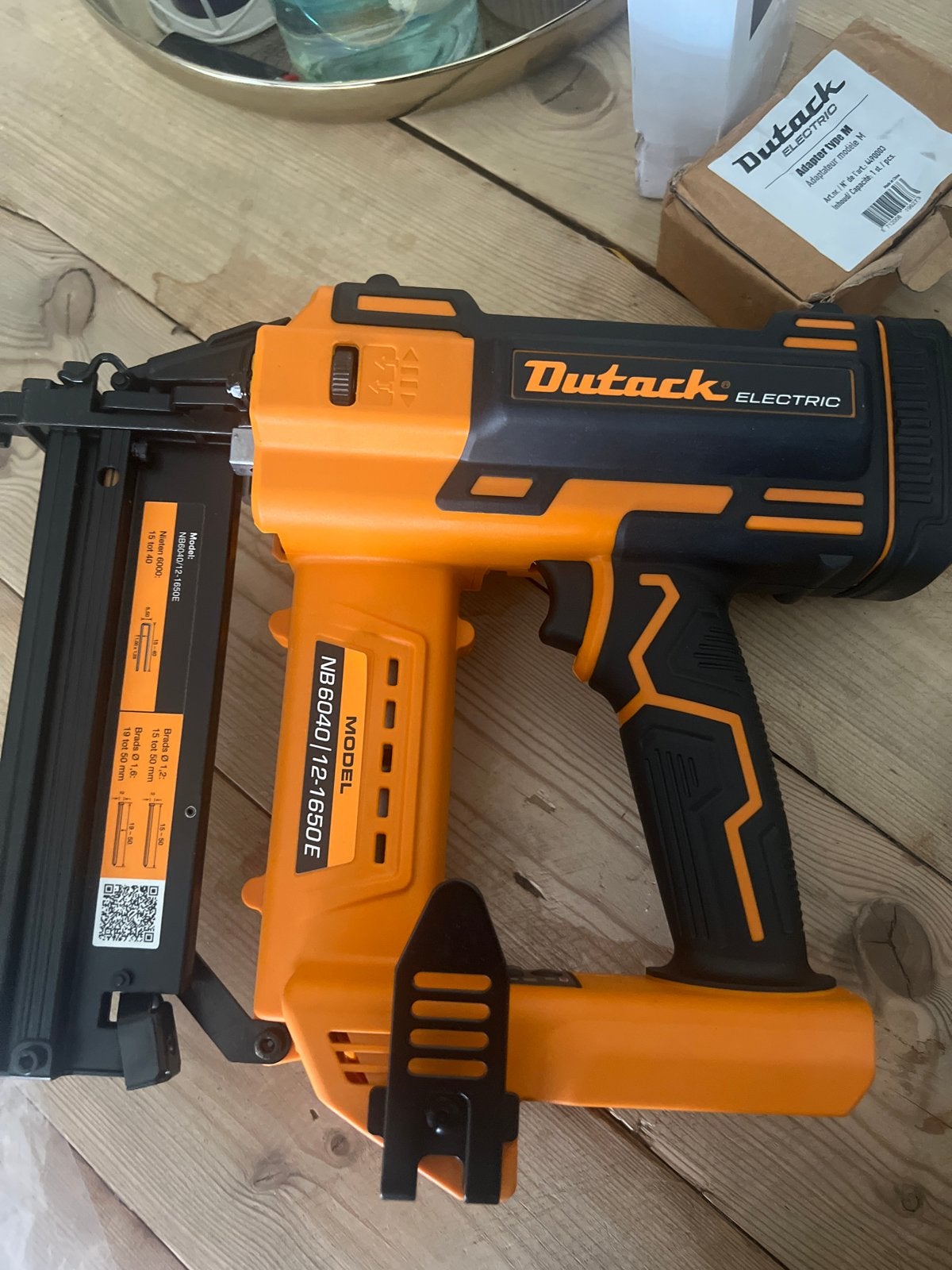 Dutack Elektrische Tacker NB6040/12-1650E, Ophalen, Zo goed als nieuw, Tacker/nietmachine, Overige merken