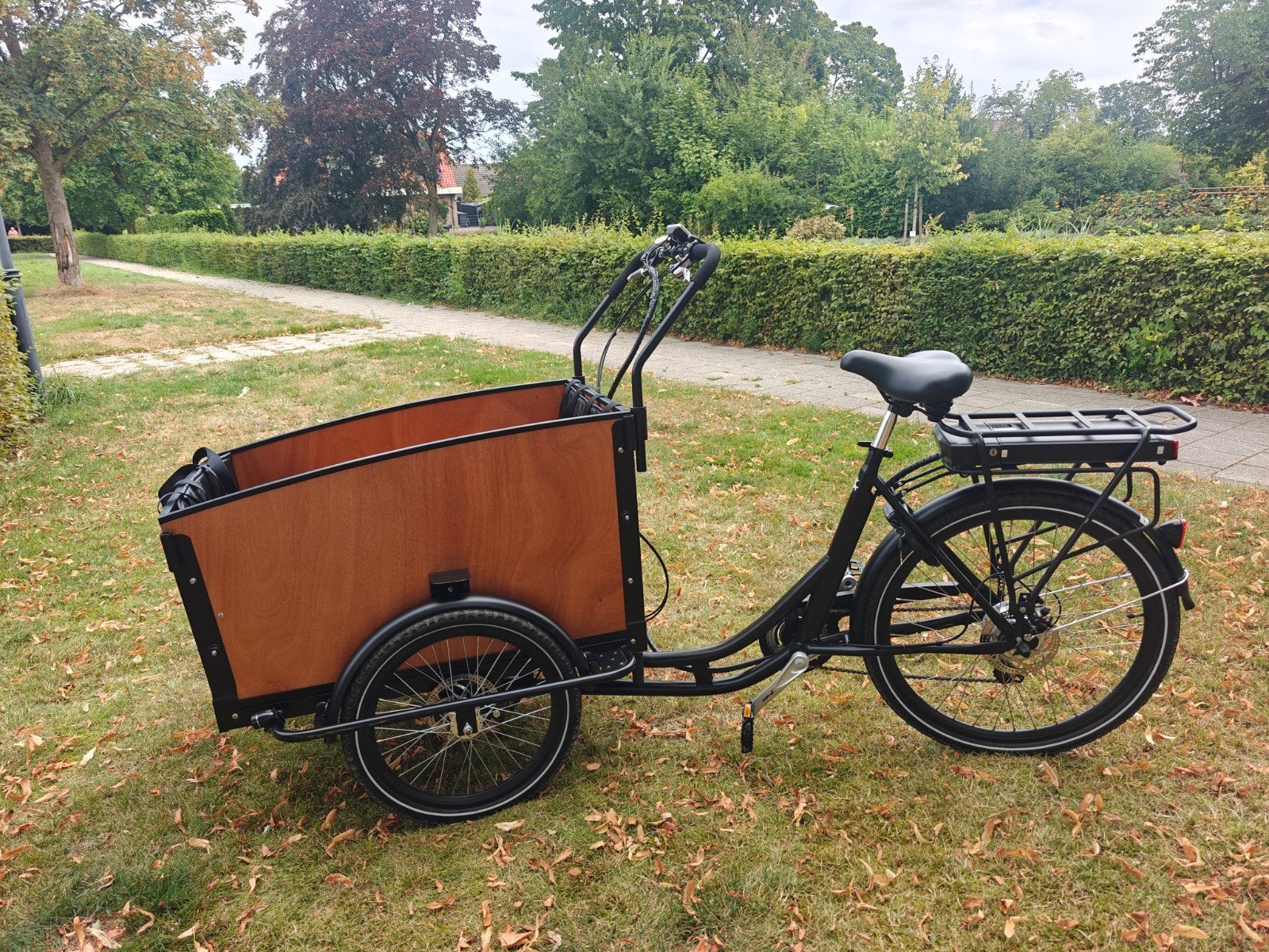 Bakfiets met huif/tent, Maxi-Cosi en standaard - Z.G.A.N., Fietsen en Brommers, Fietsen | Bakfietsen, Huif, Schijfrem, Ophalen