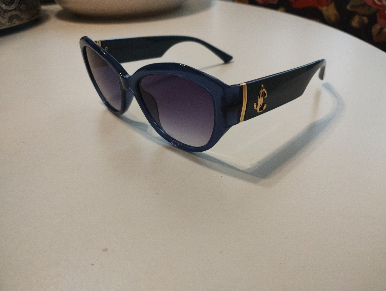 Stijlvolle donkerblauwe zonnebril Jimmy Choo, Ophalen of Verzenden, Nieuw, Blauw, Zonnebril