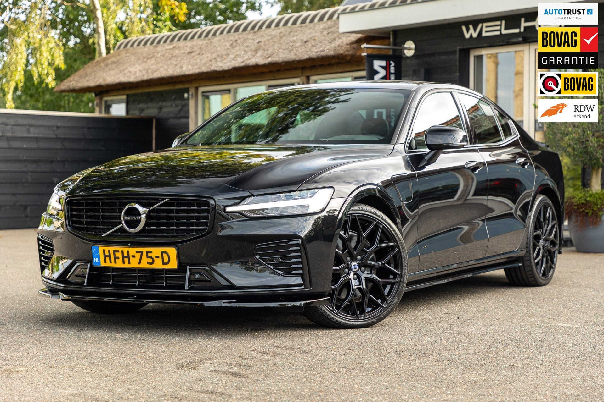 Volvo S60 2.0 Recharge T6 AWD R-Design 20inch Maxton Black e, Auto's, Automaat, Dealer onderhouden, Gebruikt, 4 cilinders
