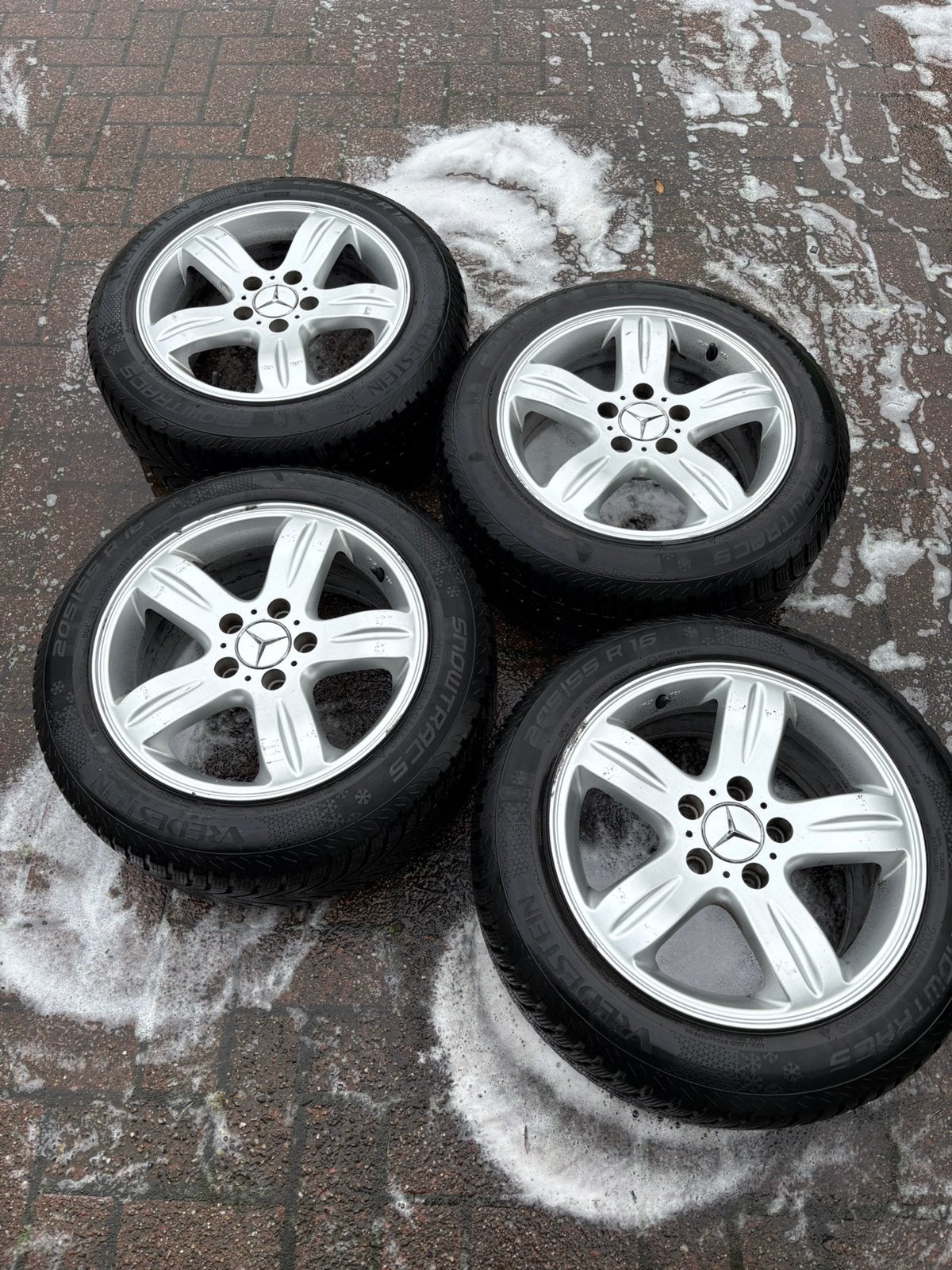 Winterbanden met velgen van mercedes c klasse, Ophalen, 16 inch, Banden en Velgen, Personenwagen
