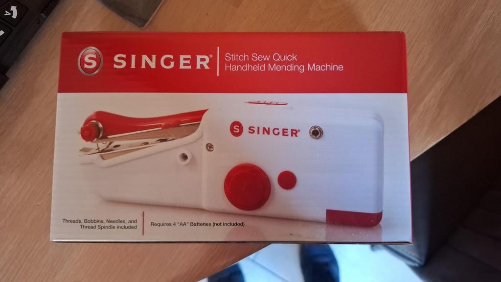 Singer reis naaimachine, Hobby en Vrije tijd, Naaimachines en Toebehoren, Ophalen, Gebruikt, Naaimachine, Singer