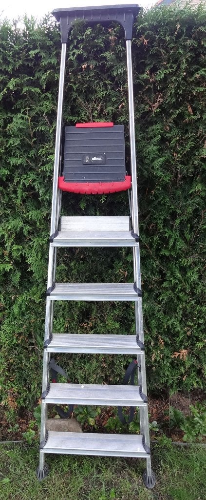 ALTREX  dubbeldecker   HUISHOUDTRAP    6 treeds, Doe-het-zelf en Verbouw, Ladders en Trappen, Ophalen, Gebruikt, Trap, Minder dan 2 meter