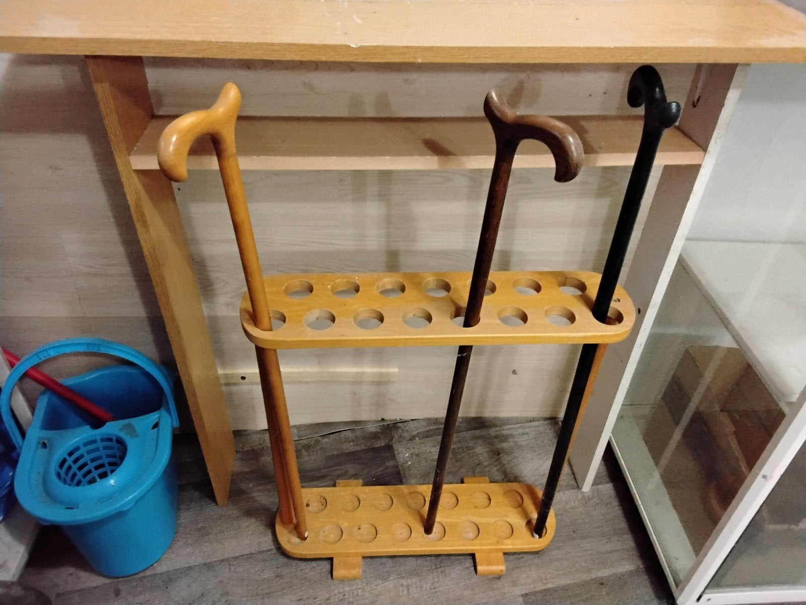 wandelstokken incl. standaard, Zo goed als nieuw, Minder dan 100 cm, Hout, Ophalen