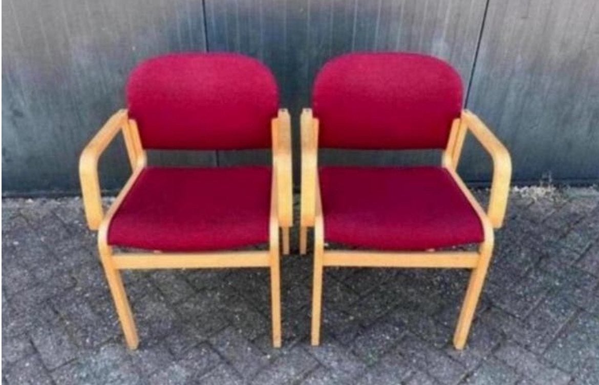 Vintage stoelen beuk Farstrup eettafelstoel partij 30 stuks, Huis en Inrichting, Hout, Gebruikt, Vijf, Zes of meer stoelen, Rood