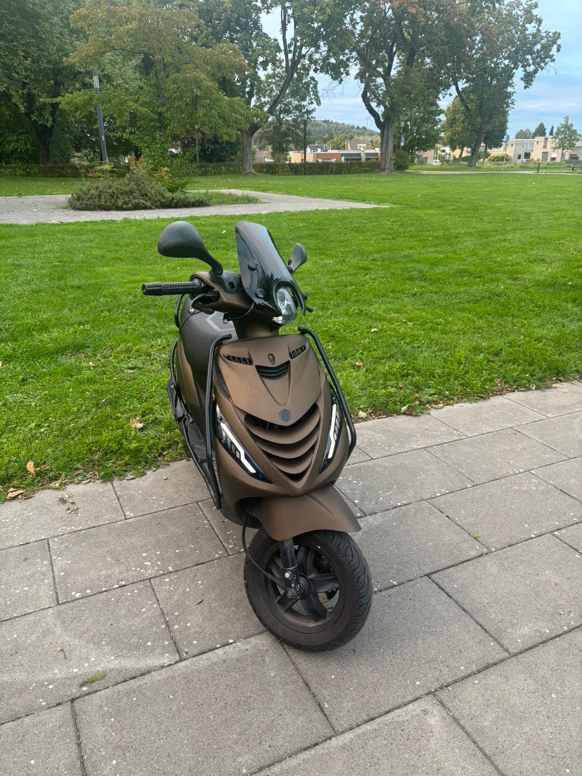 Zip 4t 80cc full, Ophalen, Zo goed als nieuw, Benzine, Zip