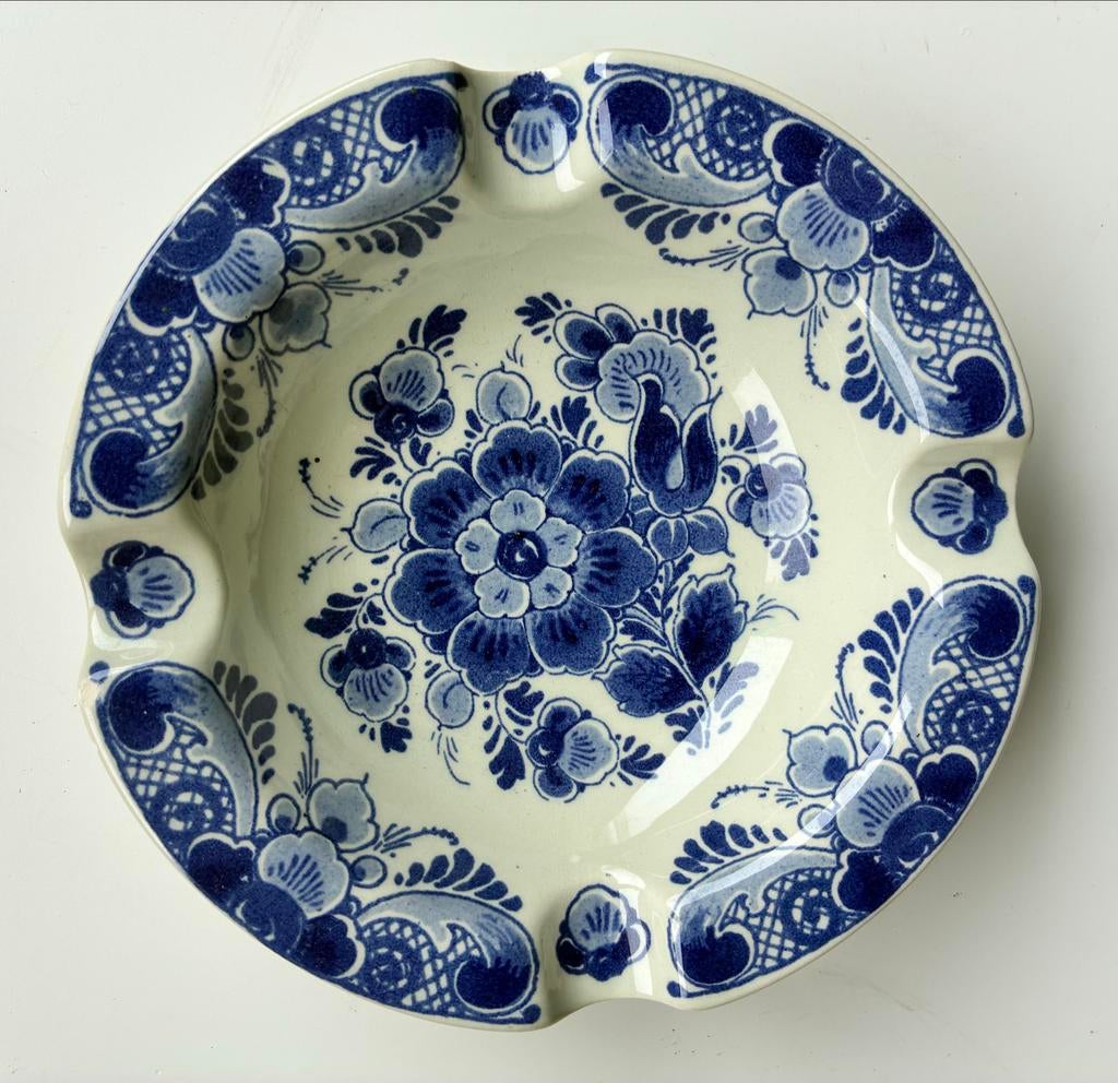 Delfts blauwe asbak van Regina, Antiek en Kunst, Antiek | Keramiek en Aardewerk, Ophalen of Verzenden