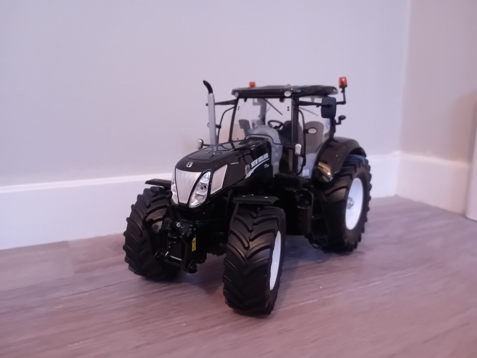 new holland t7.260 Ros 1:32, Hobby en Vrije tijd, Modelauto's | 1:32, Ophalen of Verzenden, Gebruikt, Tractor of Landbouw, Overige merken