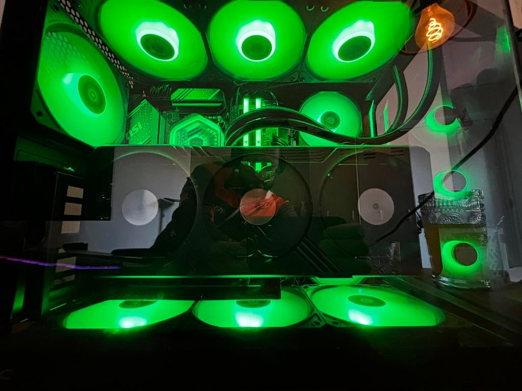 AMD Radeon RX 7900 XT Gigabyte Gaming OC 20GB GPU Videokaart, Computers en Software, Videokaarten, Ophalen, Gebruikt, GDDR6, PCI-Express 4