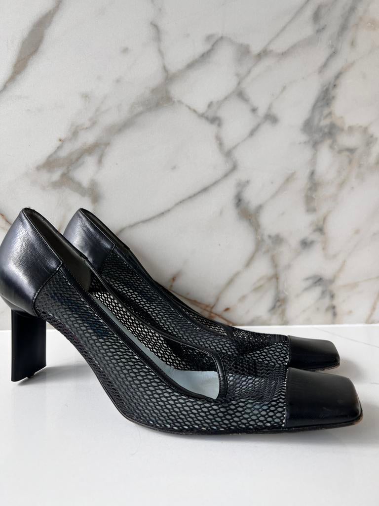 MARIO CERUTTI UNIKE MESH ZWARTE LEREN PUMPS HAKKEN MAAT 41, Pumps, Zwart, Ophalen of Verzenden, Zo goed als nieuw