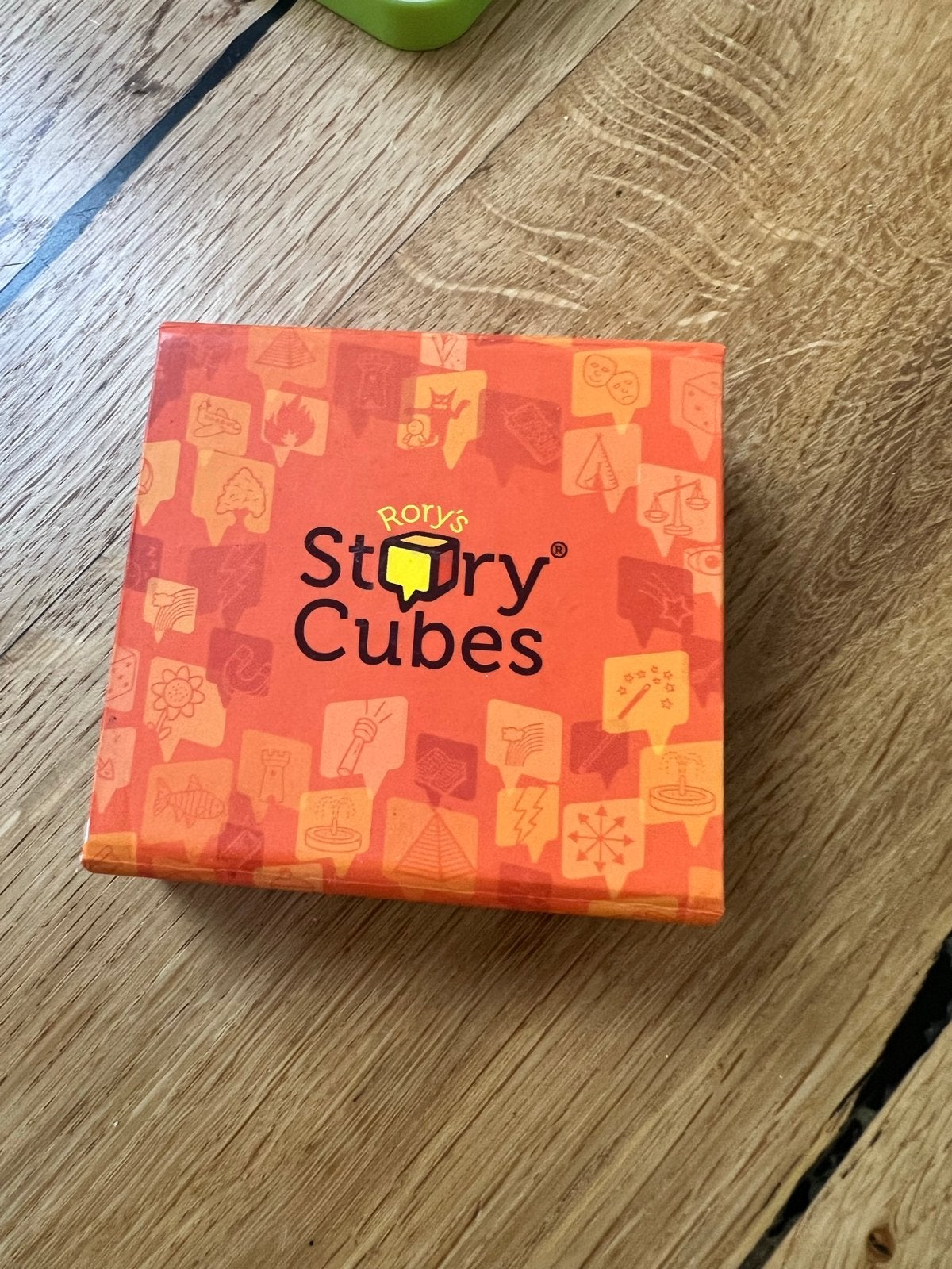 Rory's Story Cubes - Originele Verhalenverteller, Een of twee spelers, Ophalen of Verzenden, Zo goed als nieuw, Reisspel