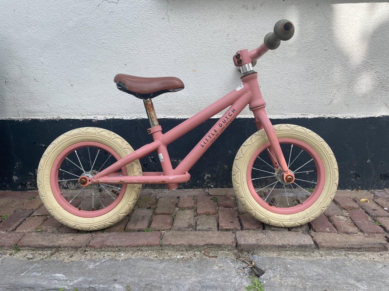 Little Dutch loopfiets roze - perfect voor de kleintjes!, Fietsen en Brommers, Fietsen | Kinderfietsjes, Gebruikt, Minder dan 16 inch
