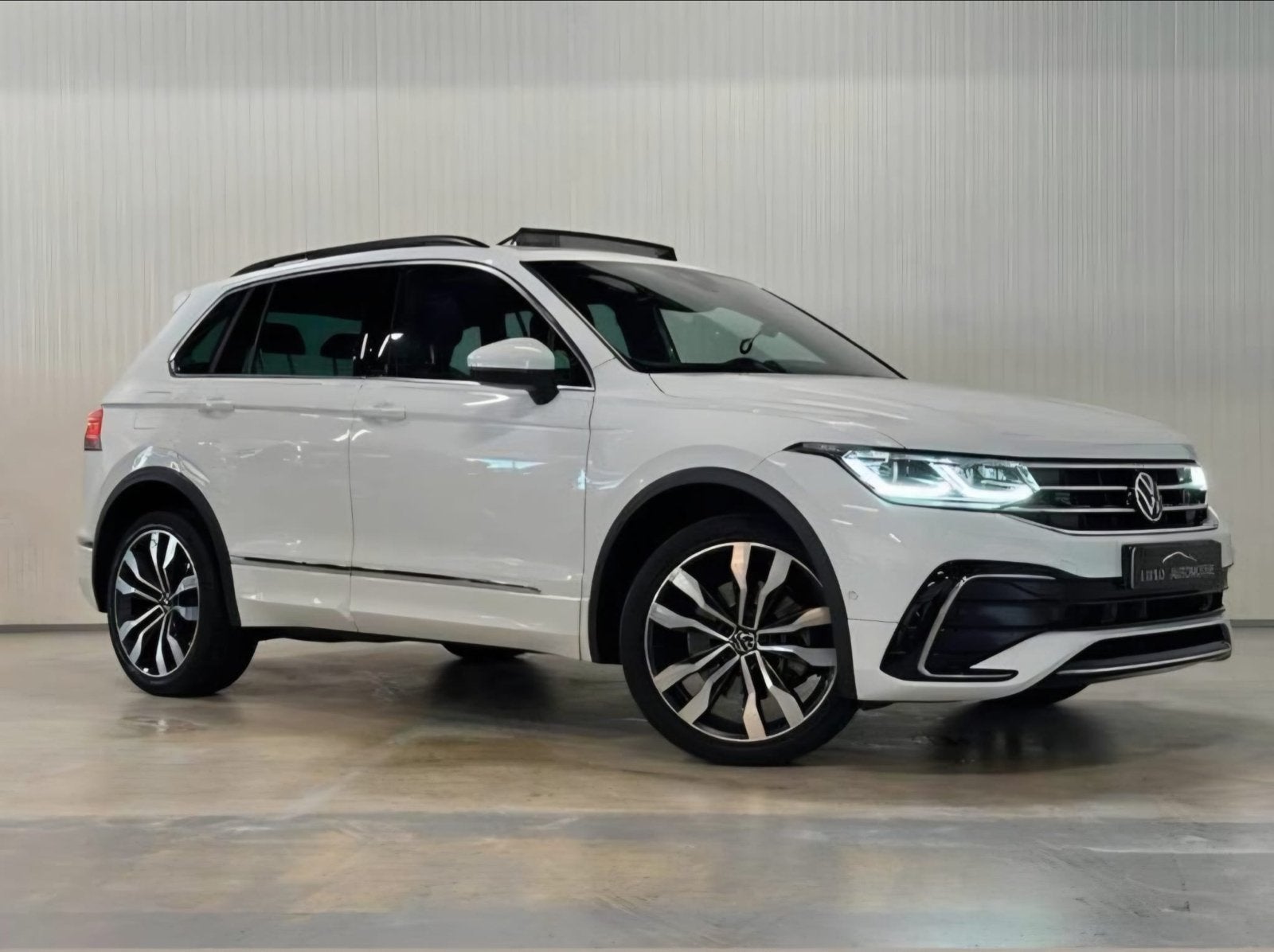 Volkswagen Tiguan 1.4 TSI Ehybrid 245pk DSG 2021 Wit, 1800 kg, 4 cilinders, Wit, 1395 cc