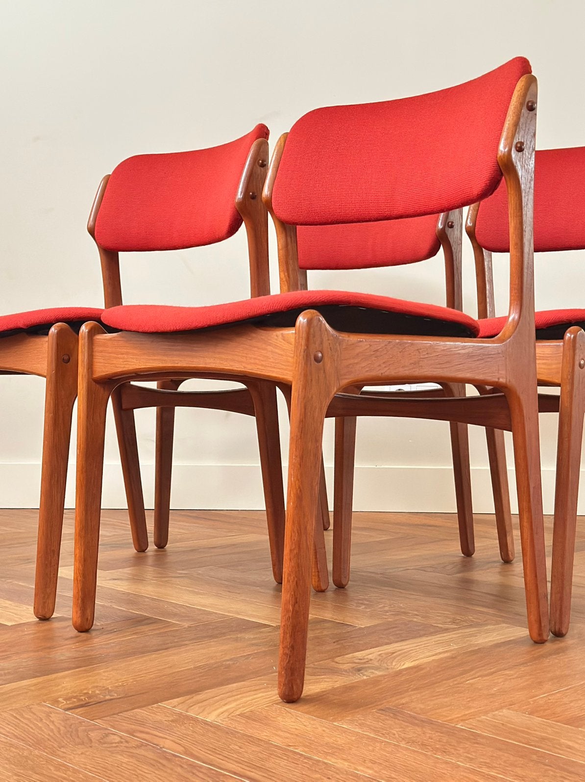 4 vintage stoelen Erik Buch Deens design jaren 50/60, Huis en Inrichting, Stoelen, Ophalen, Gebruikt, Overige kleuren, Vier