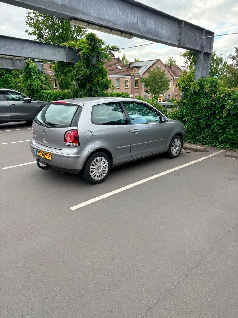 Volkswagen Polo 1.2 51KW 2008 Grijs, Voorwielaandrijving, 40 €/maand, 540 kg, 1198 cc