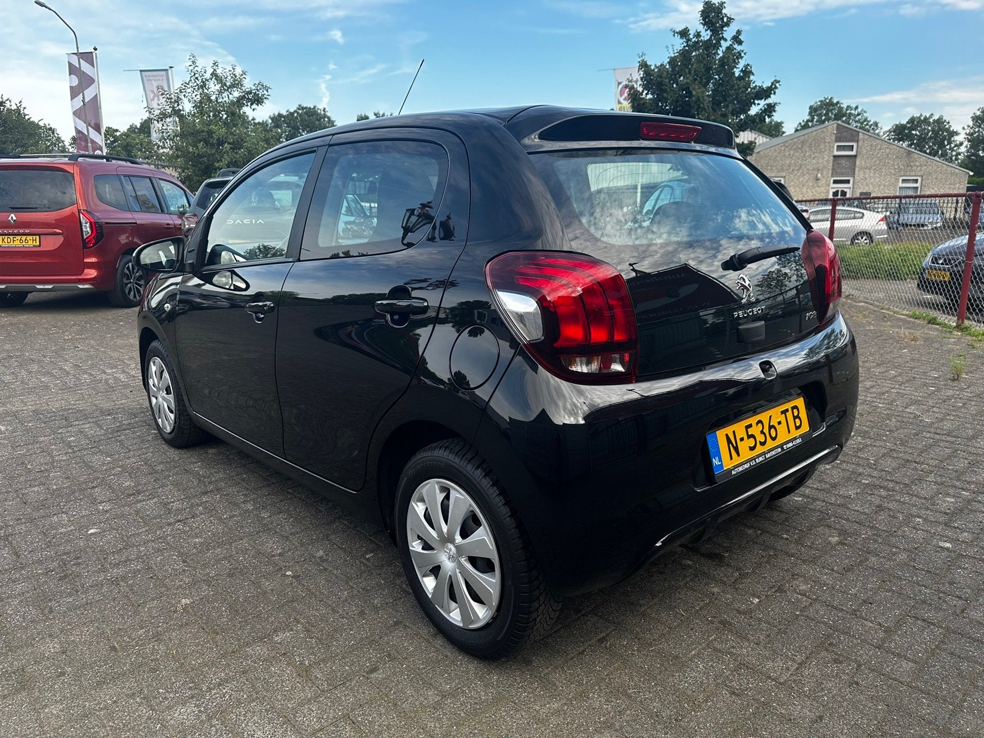 Peugeot 108 1.0 e-VTi Active | Airco | Bluetooth | LED, Auto's, Voorwielaandrijving, Dealer onderhouden, Stof, Gebruikt