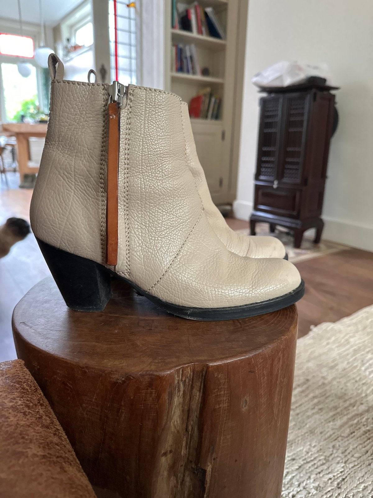 Acne Studios leren enkellaarsjes maat 40, Ophalen of Verzenden, Gedragen, Beige, Lage of Enkellaarzen