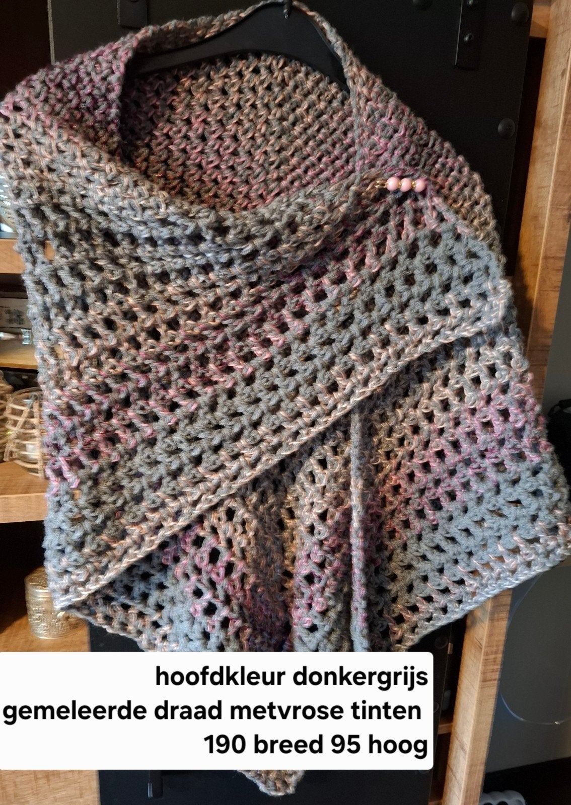 DRIEHOEK OMSLAGSJAAL OP=OP, Kleding | Dames, Handgemaakt, Ophalen of Verzenden, Nieuw, Sjaal