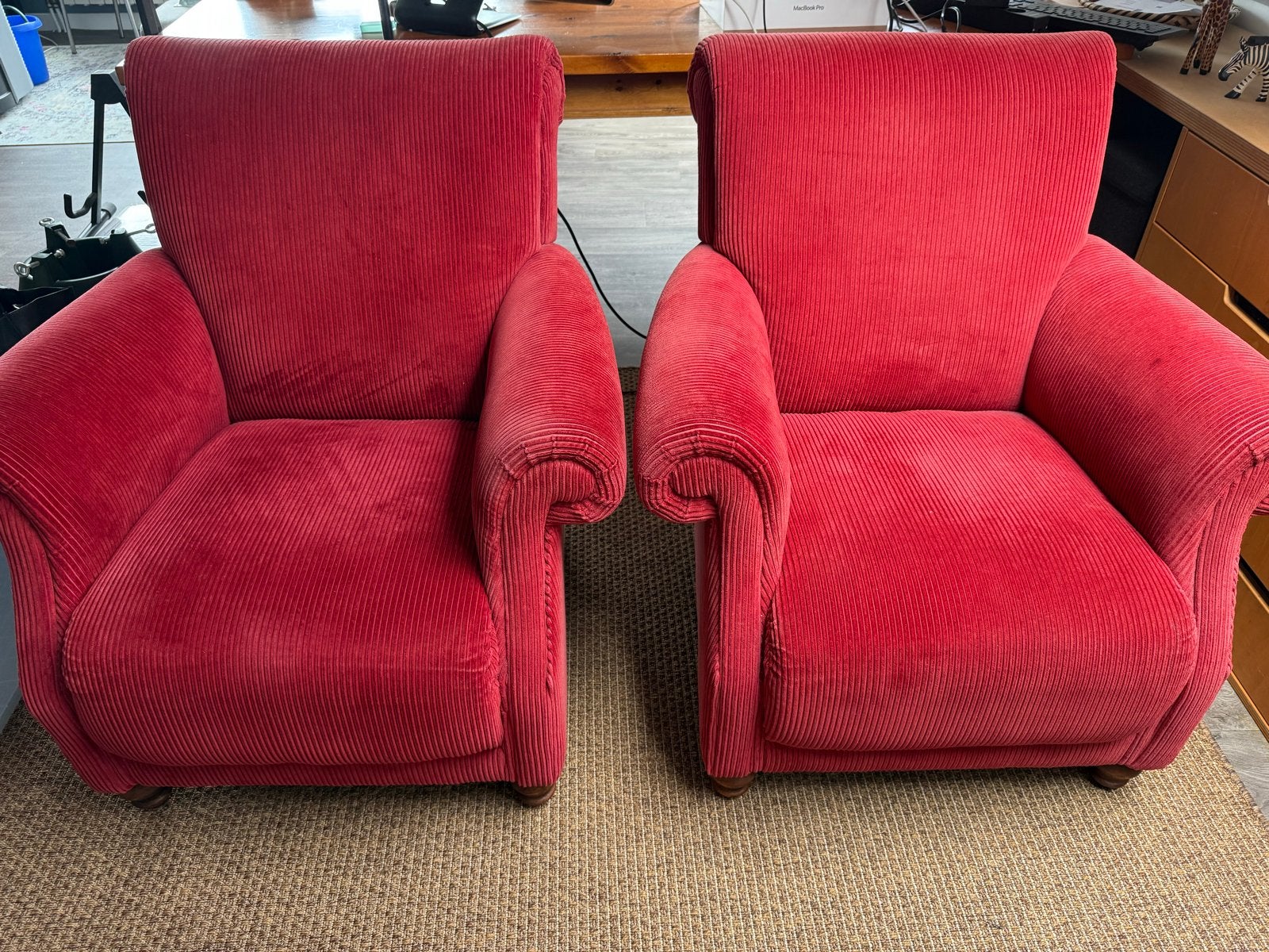 Set van 2 rode ribfluwelen fauteuils, Ophalen, Gebruikt, Twee, Stof