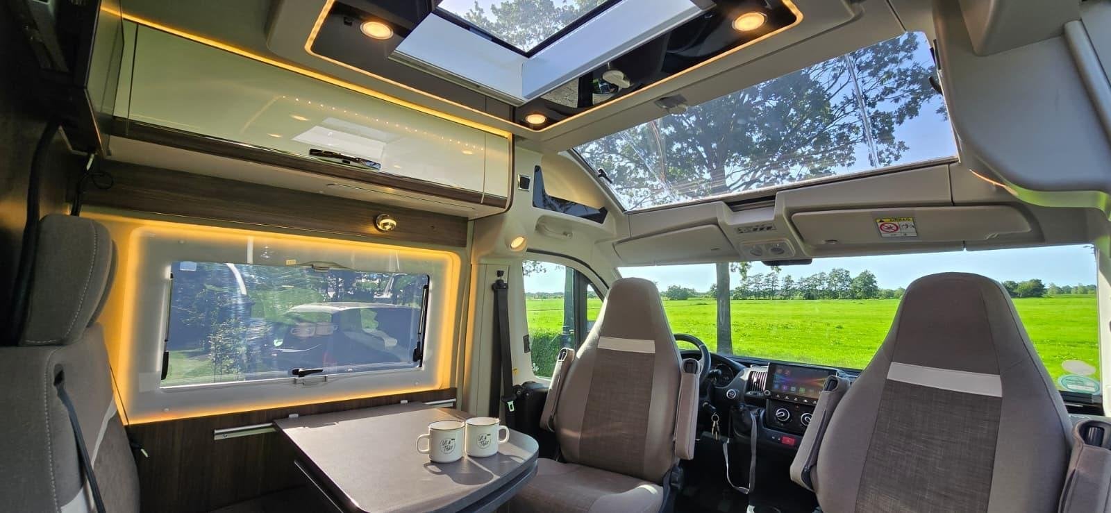 ➡️Pössl Summit Prime 640 * lengtebedden * solar * swing, Caravans en Kamperen, Campers, Pössl, Bedrijf, Handgeschakeld, Diesel