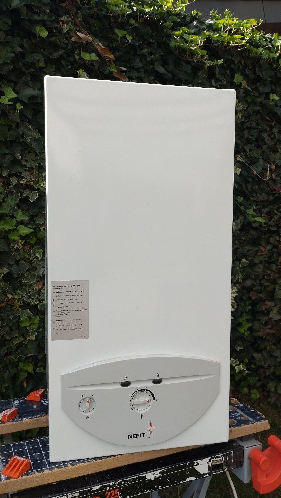 NEFIT geiser in perfecte staat, Ophalen, Minder dan 30 cm, Overige typen, Minder dan 60 cm