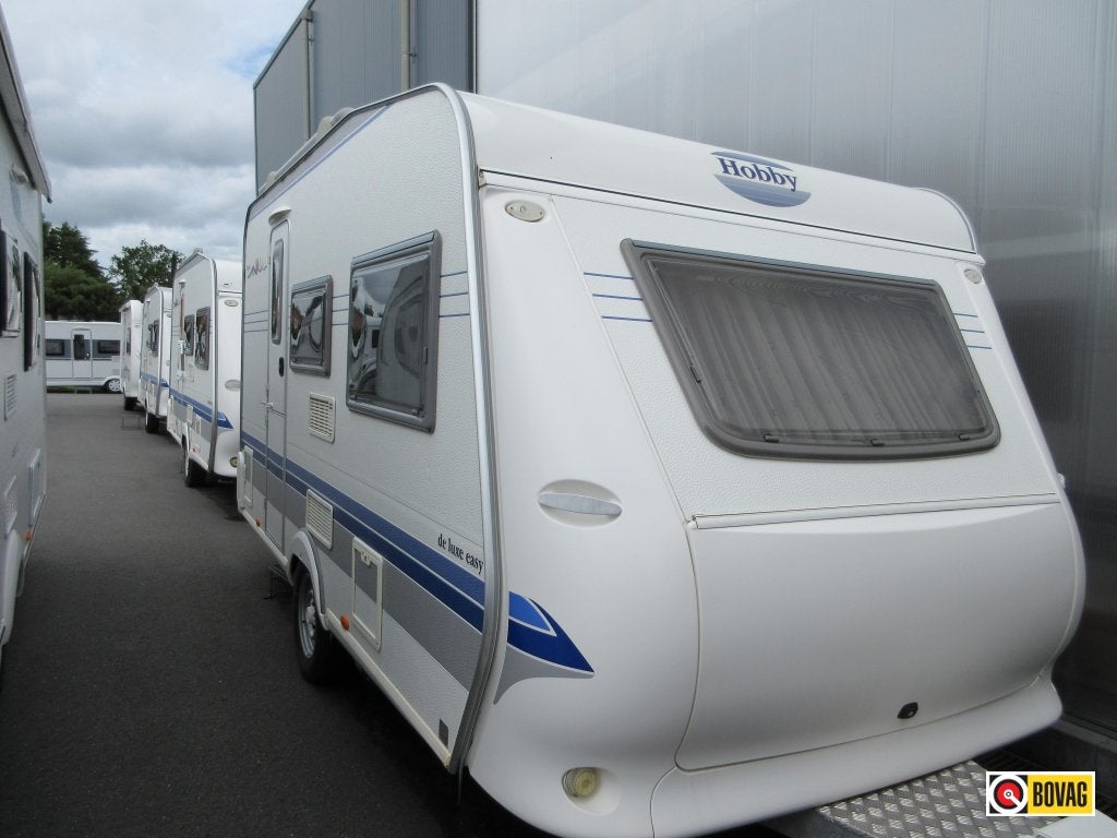 Hobby De luxe Easy 400 SF + Mover, Hobby, Tot en met 2, Kleine zit, Schokbreker