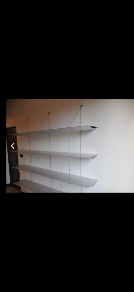 Modern zwevend wandrek - 4 planken van Ben Hoek, Ophalen, Zo goed als nieuw