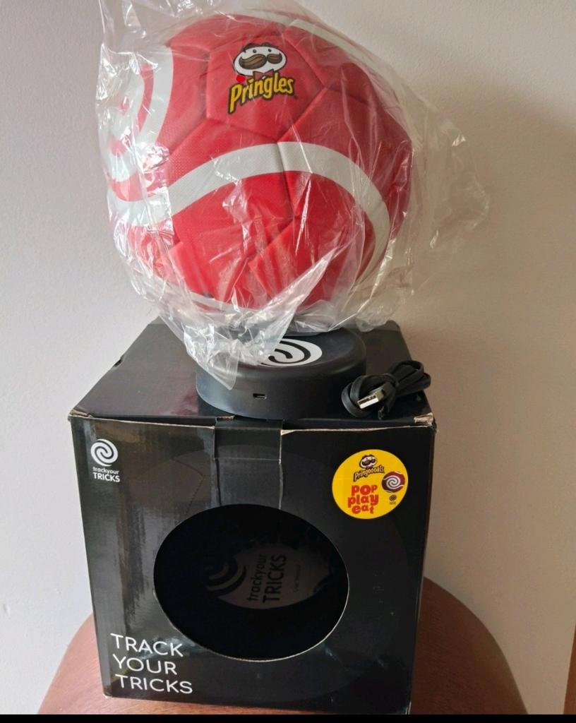 Nieuw! Pringles Smart Ball Voetbal, Ophalen, Nieuw, Bal