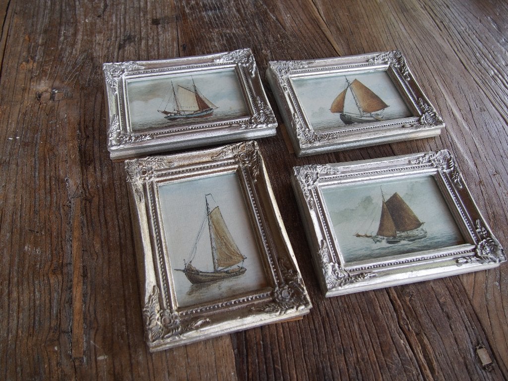 4 Kleine houten lijsten met bootjes, 19x14 cm, Huis en Inrichting, Woonaccessoires | Lijsten, Gebruikt, 14 cm, 19 cm, Met afbeelding