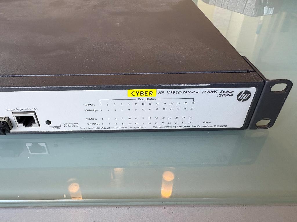HP Procurve V1910-24G-PoE 170W 24xGBit/4xSFP, Computers en Software, Netwerk switches, Ophalen of Verzenden, Gebruikt