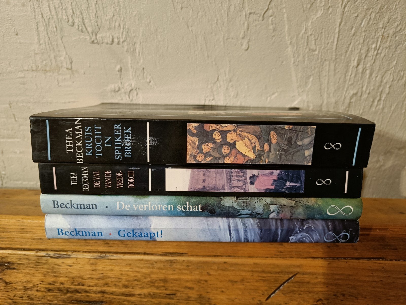 4 Kinderboeken van Thea Beckman., Ophalen of Verzenden, Zo goed als nieuw