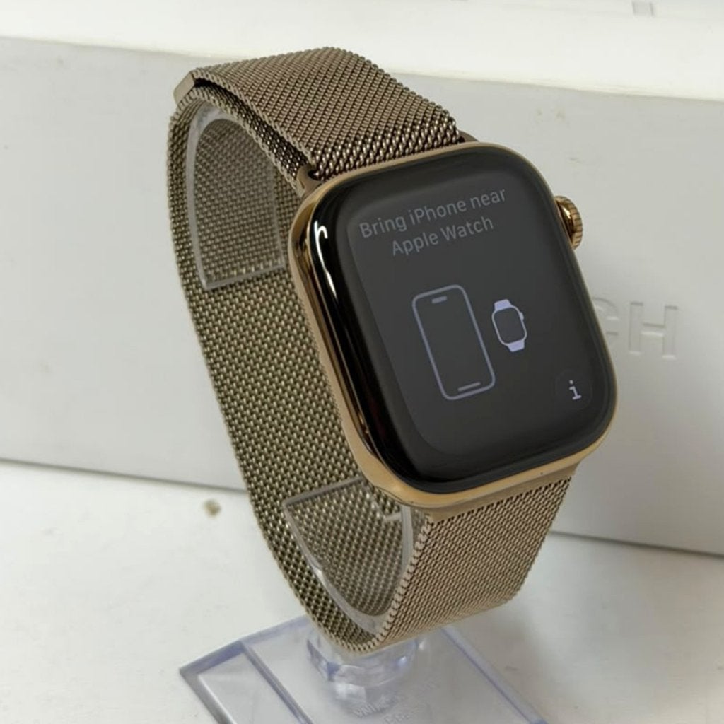 Apple Watch Series 11 42mm Cellular Goud Milanese | ZGAN, Sieraden, Tassen en Uiterlijk, Apple, Zo goed als nieuw, Support@apple.com