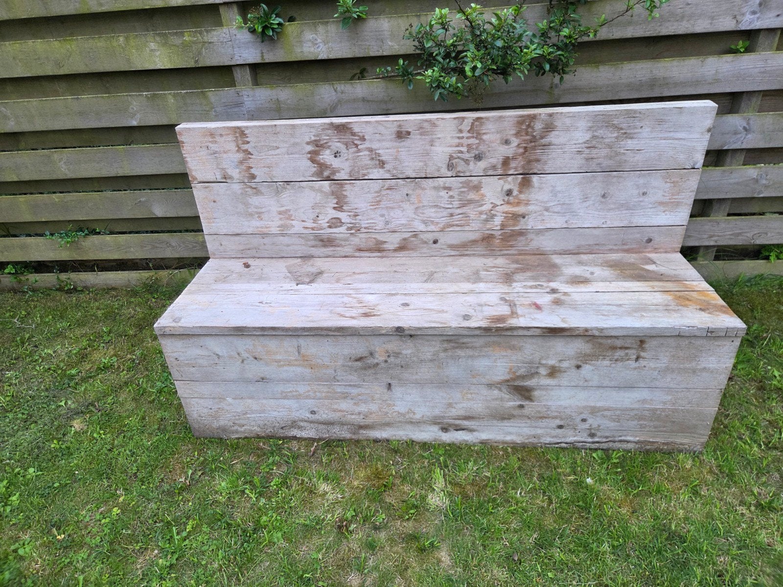 Houten tuinbank met opbergruimte - onderhoud nodig, Tuin en Terras, Ophalen, Gebruikt, Hout
