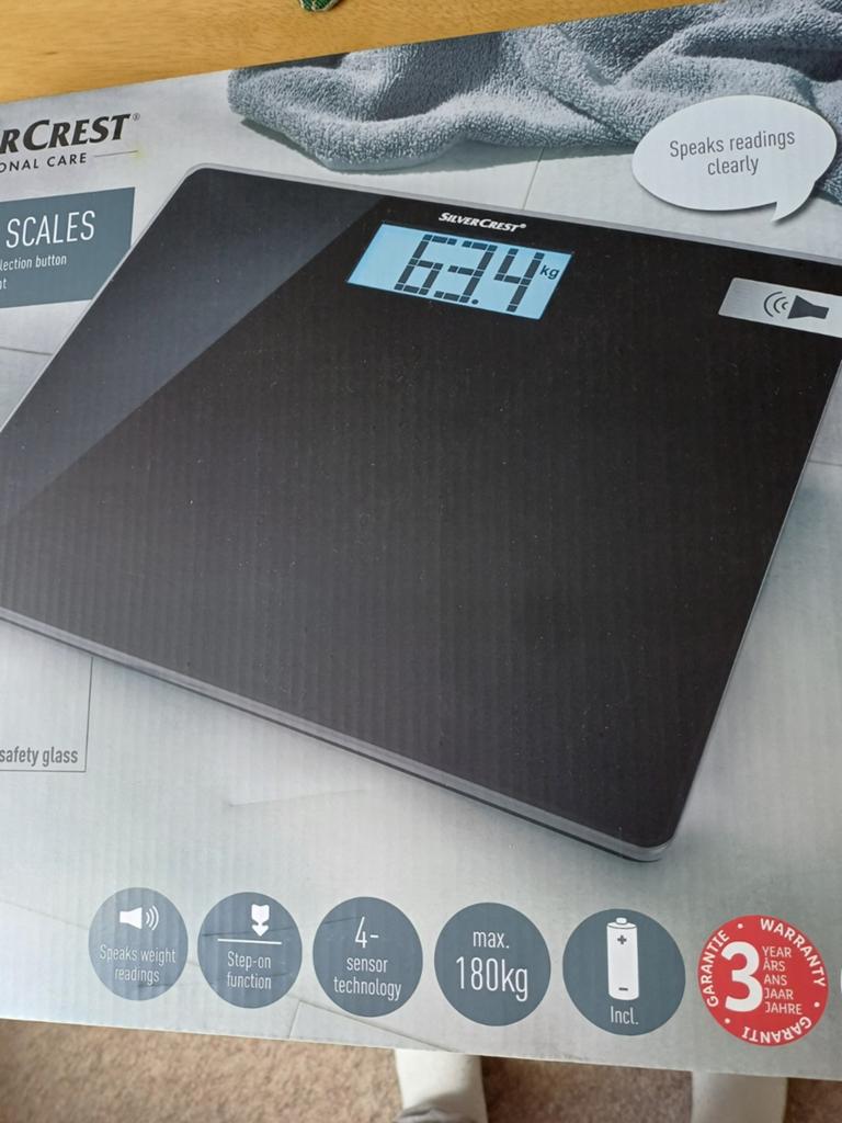 Te koop 2 nieuwe weegschalen per stuk voor 10 euro, Ophalen, Nieuw, Personenweegschaal, 100 kg of meer