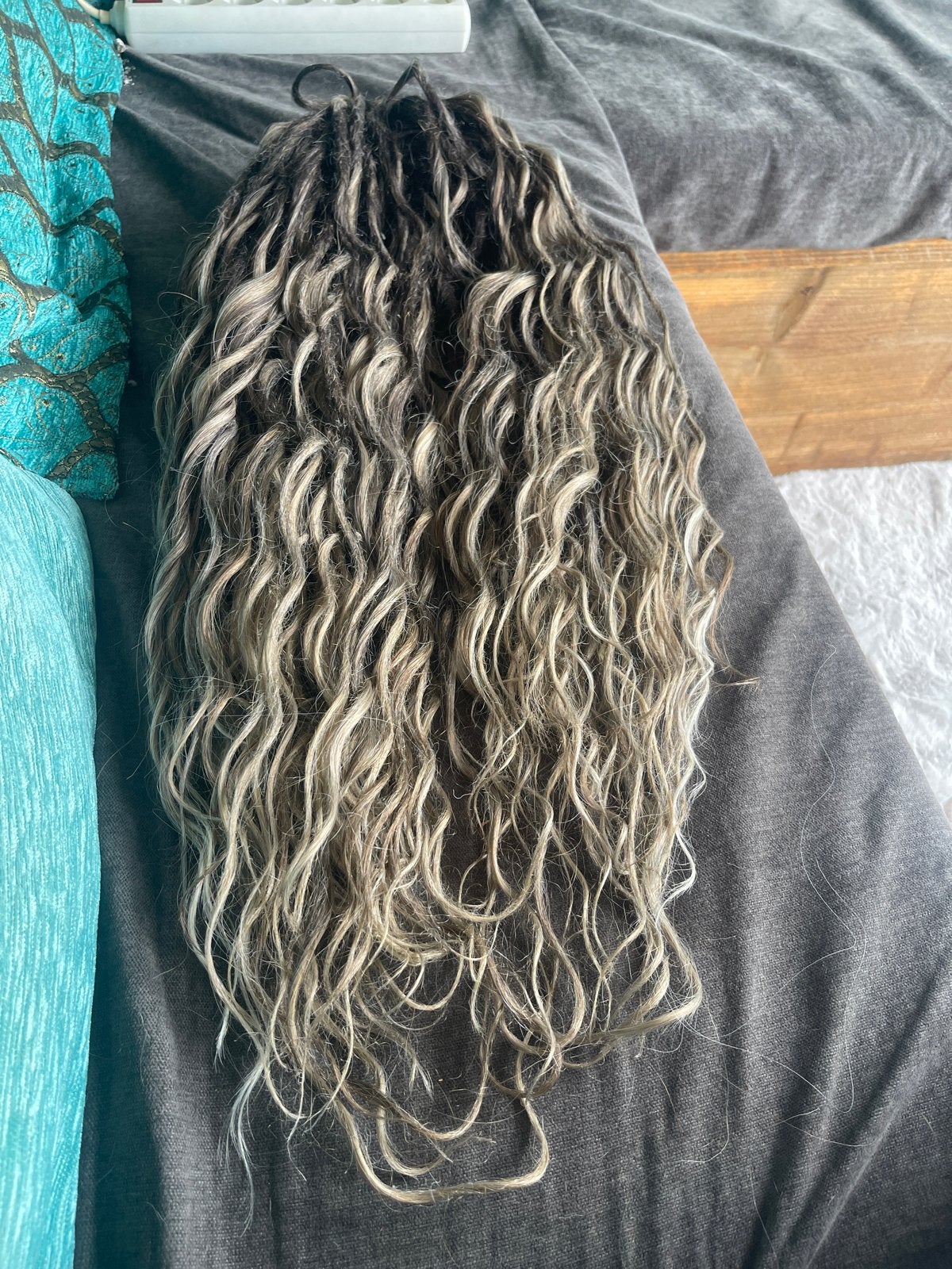 Ruim 80 dreads zo goed als nieuw, slag, Ophalen, Zo goed als nieuw, Pruik of Haarverlenging