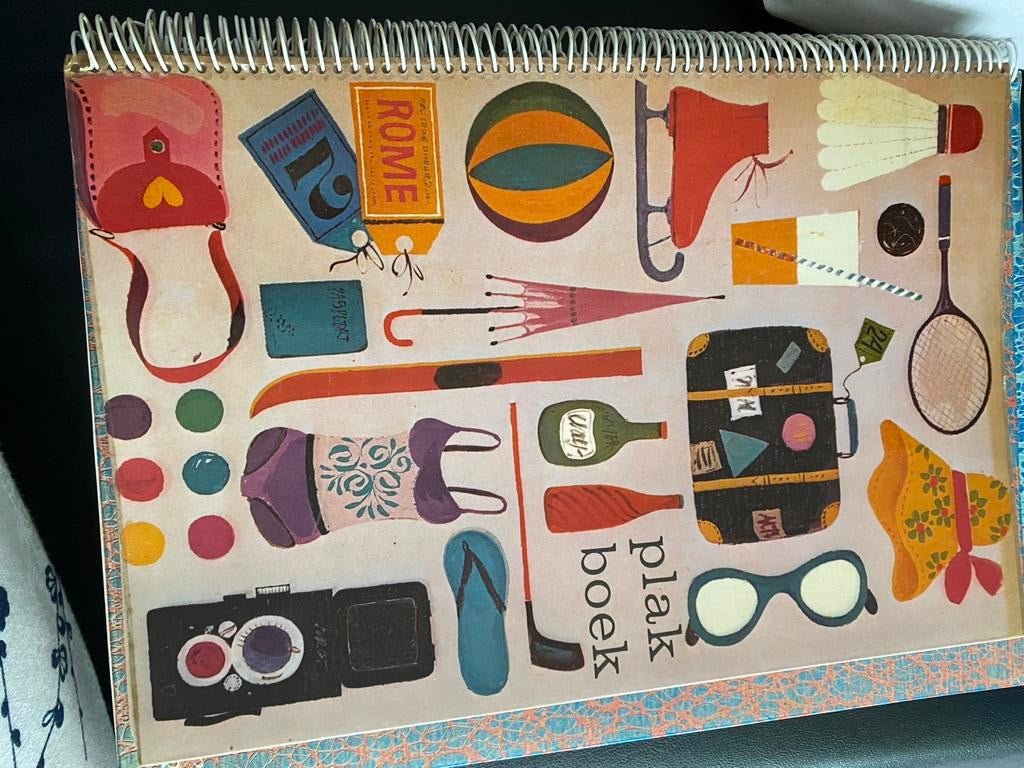 Uniek Plakboek met Vintage Sigarenbandjes Collectie, Postzegels en Munten, Postzegels | Volle albums en Verzamelingen, Ophalen of Verzenden