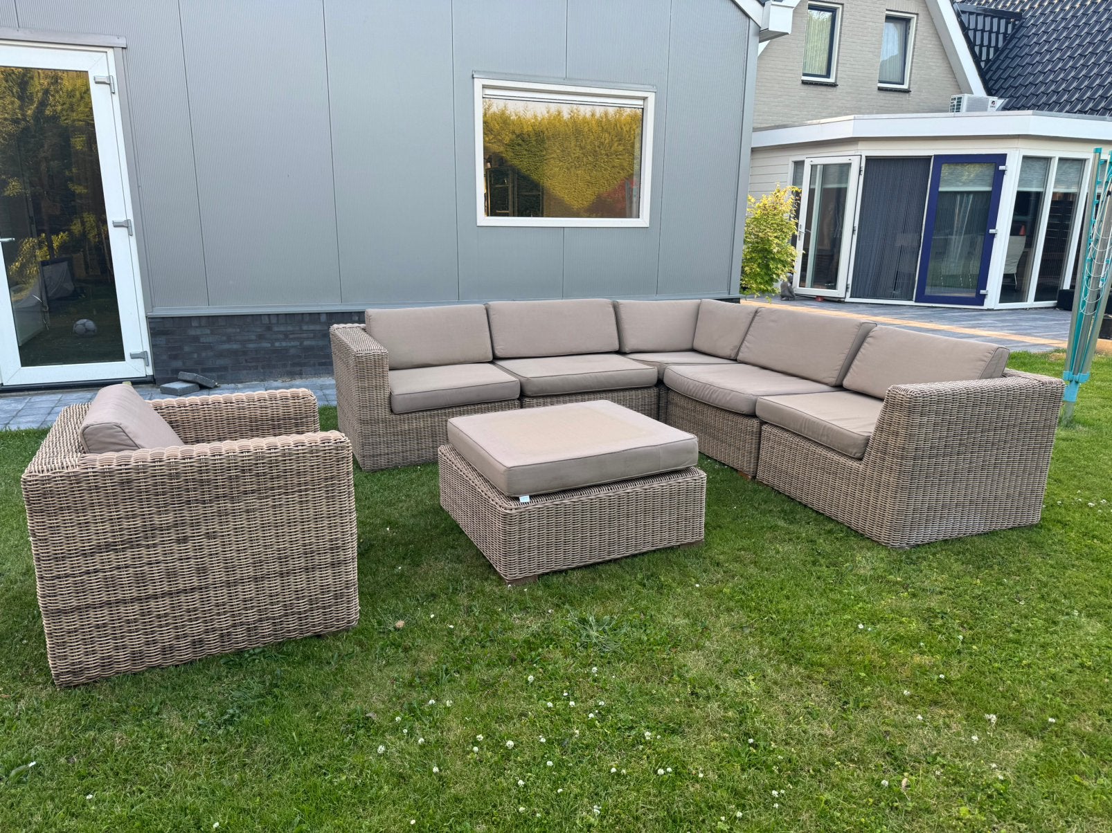 Grote loungeset, Ophalen, Gebruikt, Wicker, Hocker