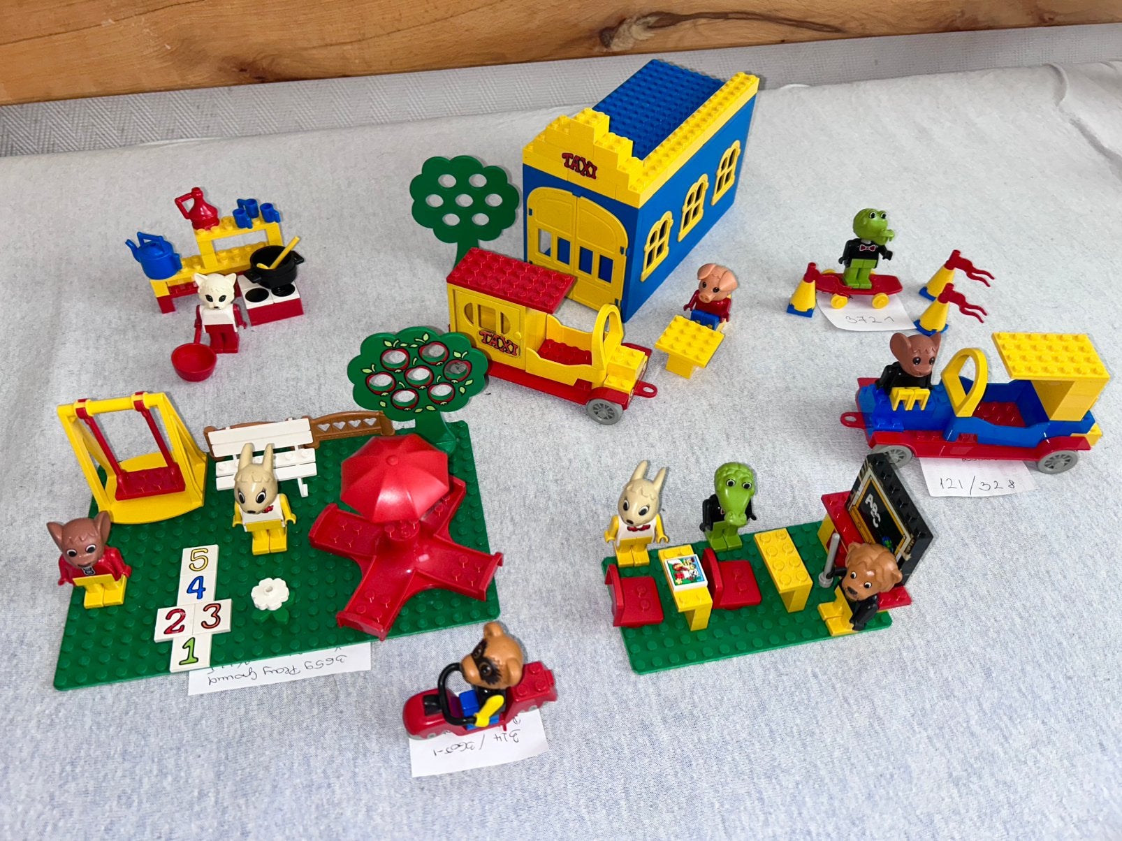 Lego Fabuland 324 3645 3659 3795 3721 328 128 338 , €3,60-22, Ophalen of Verzenden, Compleet, Complete set, Lego